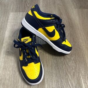 NIKE DUNK LOW RETRO 'MICHIGAN' (GS)